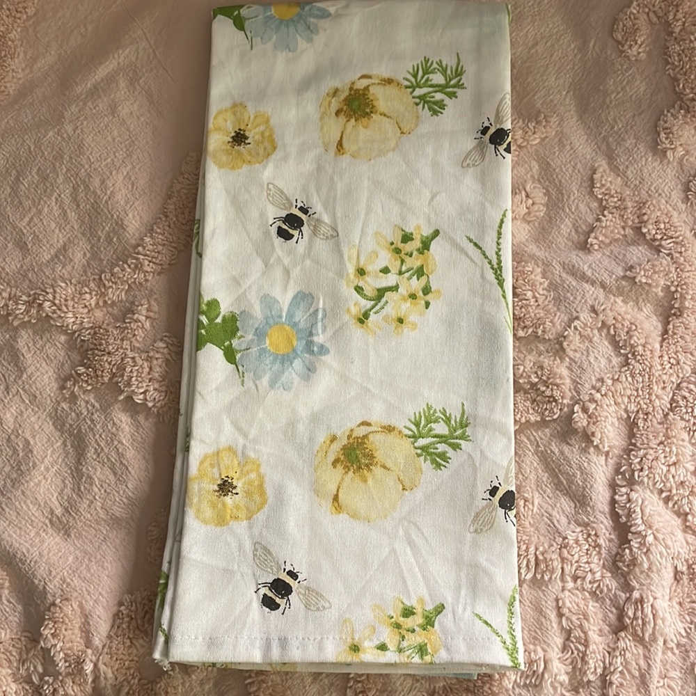 Rachel Ashwell SET of Shabby Chic Kitchen Towels - Picture 4 of 6